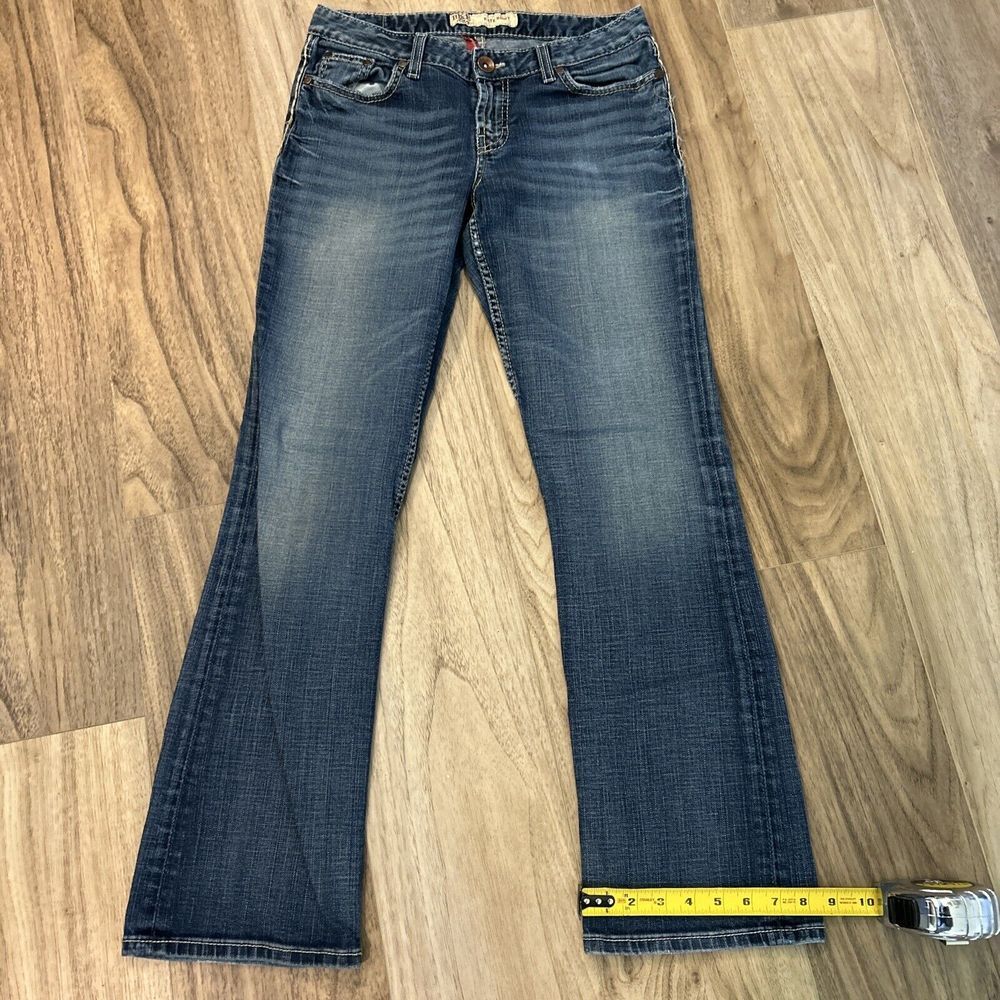 BKE Denim Womens Kate Boot Cut Jeans Blue  Stretch Embroidered 30X30 measured